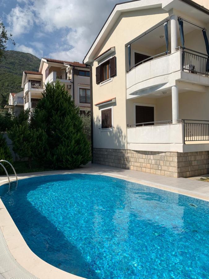 Boka Apartment Baošići Buitenkant foto