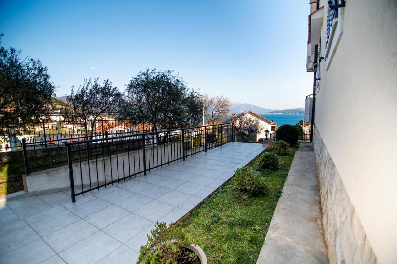 Boka Apartment Baošići Buitenkant foto